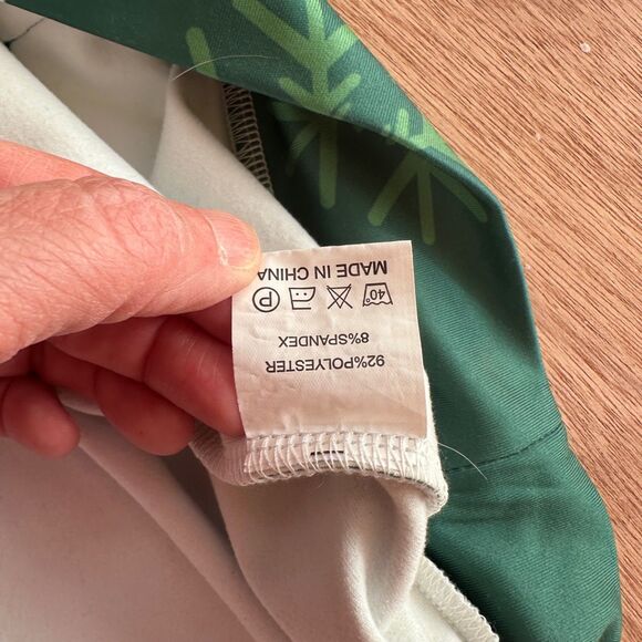 Christmas Cat Hoodie XL Green Snowflake Funny Holiday Sweatshirt - Picture 5 of 5